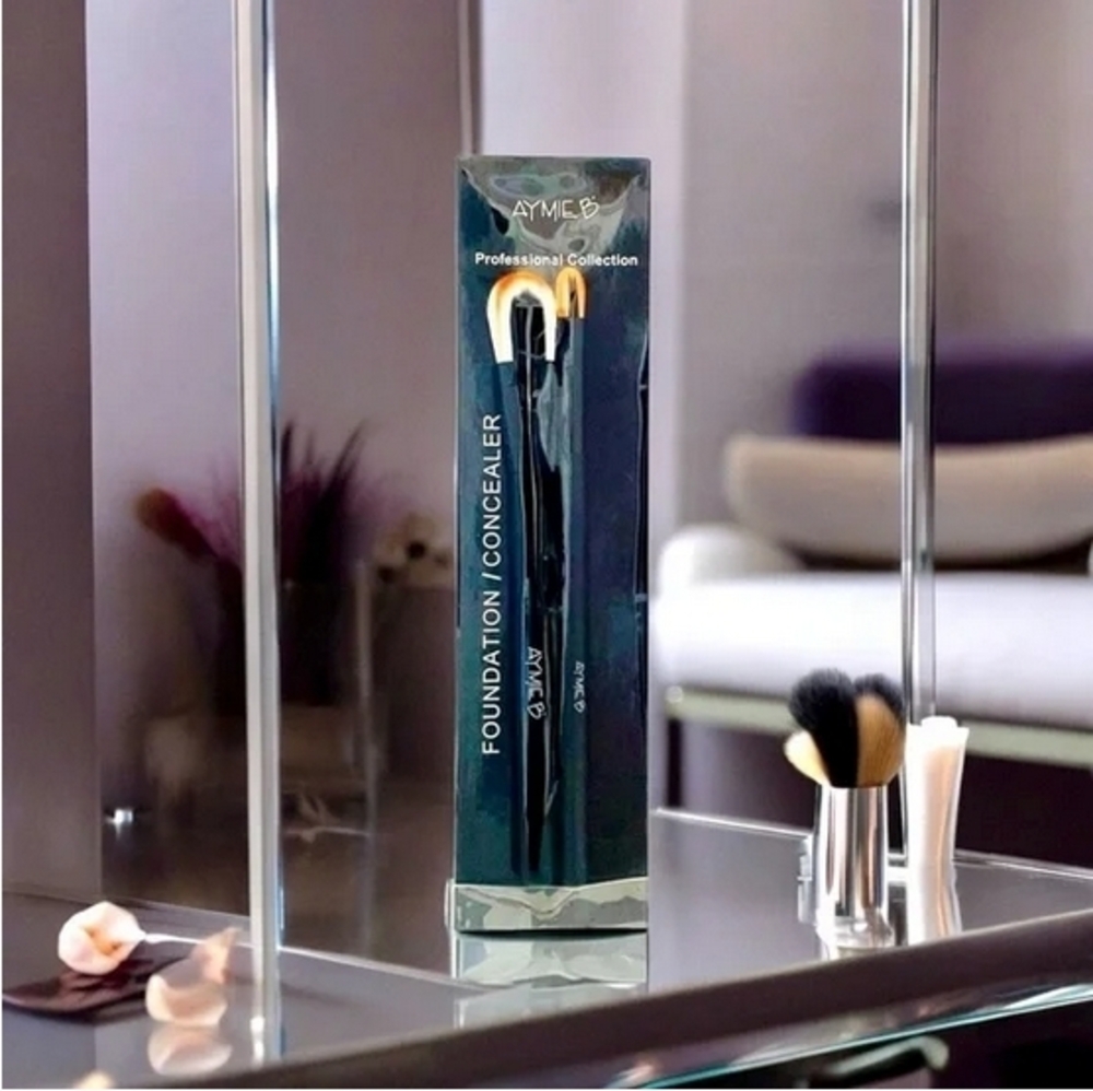 Aymie B' Gotta B Urban Professional Foundation & Concealer Brush Set 2pc New